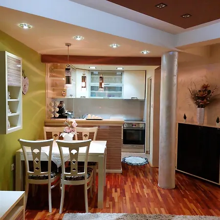 Apartament Cozy Land