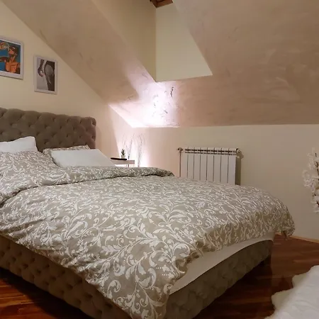 Cozy Land Apartament